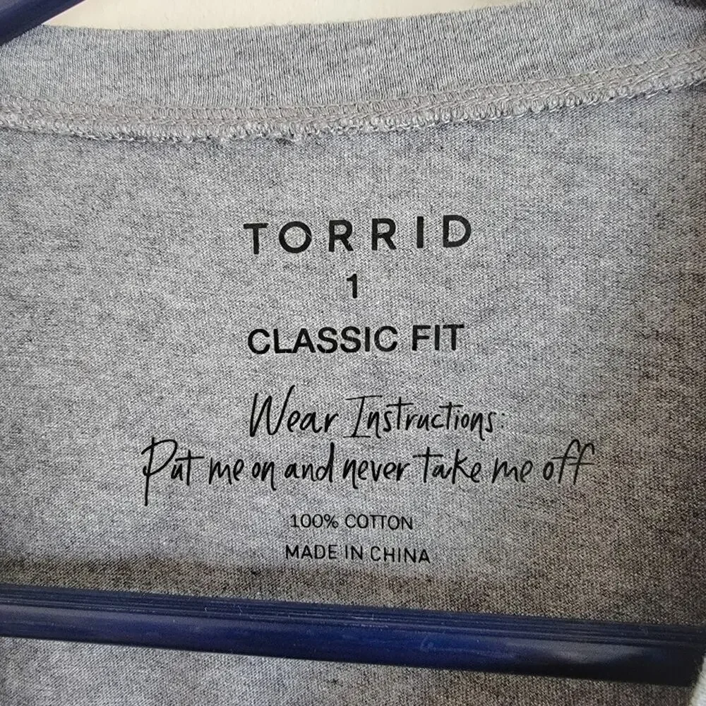 Torrid "Love" Grey Short Sleeve Tee Shirt - Picture 3 of 3